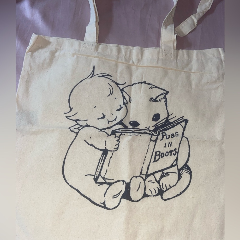 Puss In Boots Tote Bag